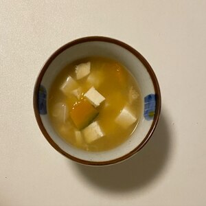 豆腐とストック野菜の味噌汁